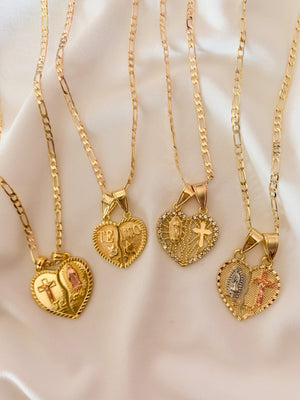 Louis Vuitton LV Heart Pendant Necklace in 2023  Jewelry lookbook, Dream  jewelry, Girly jewelry