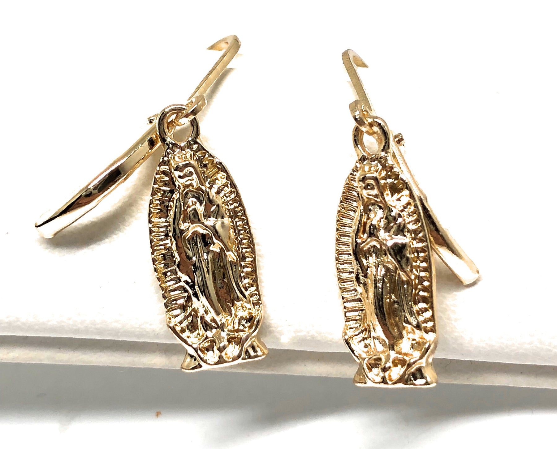 Gold Plated Virgin Mary Earrings Aretes Oro Laminado Virgen De