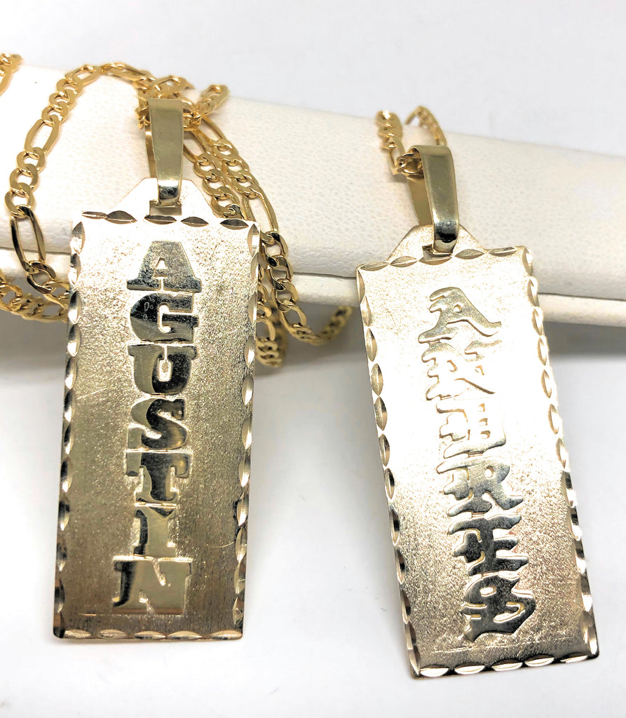 Gold vertical 2025 nameplate necklace